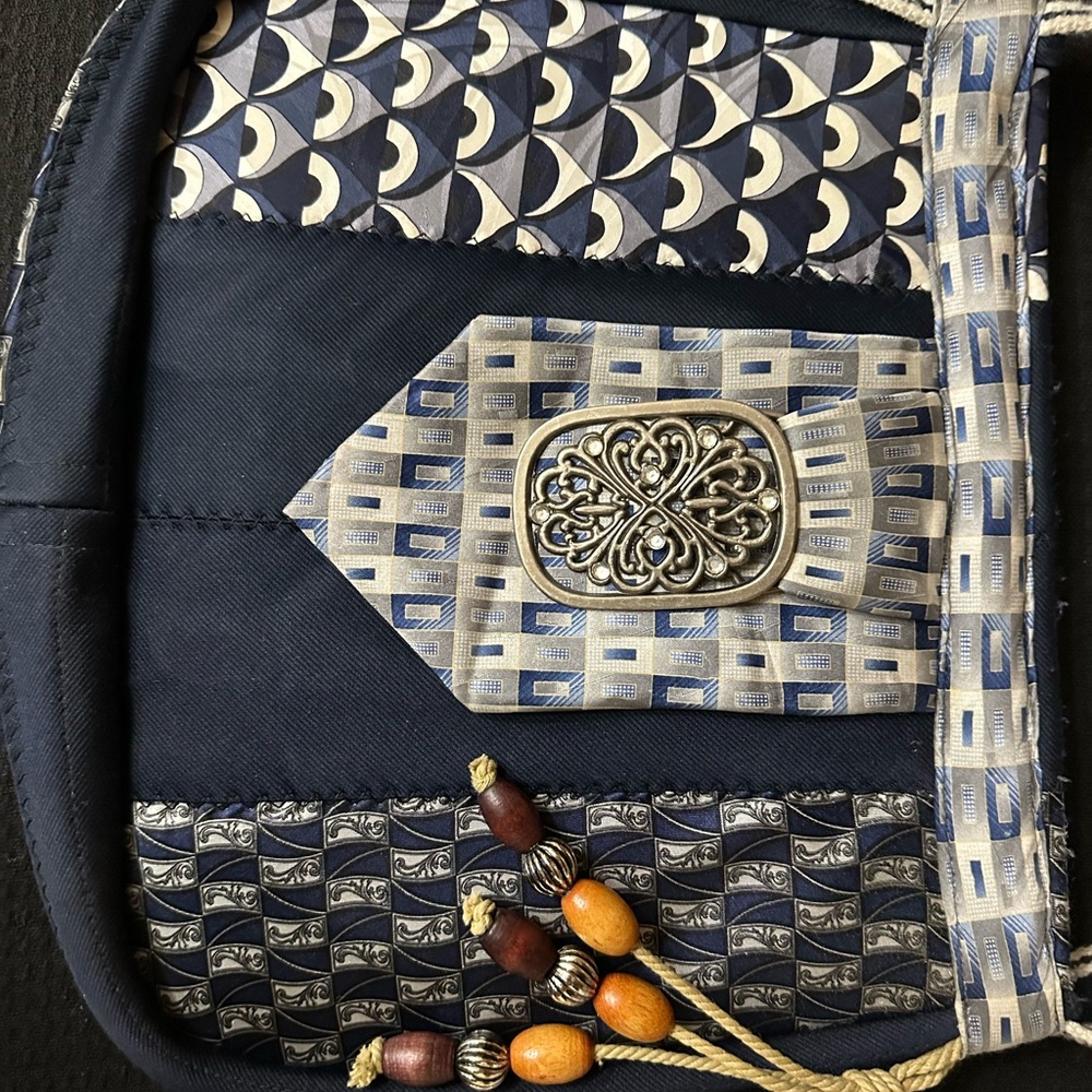 Stylish Navy Patchwork Crossbody Bag - image 5